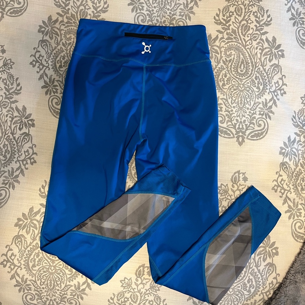 Orange Theory fitness leggings